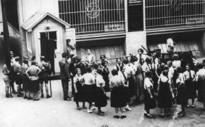 Der Vorwärtshof war vor allem bei der Sozialistischen Jugendbewegung beliebt (1932).
Bildrechte: unbekannt